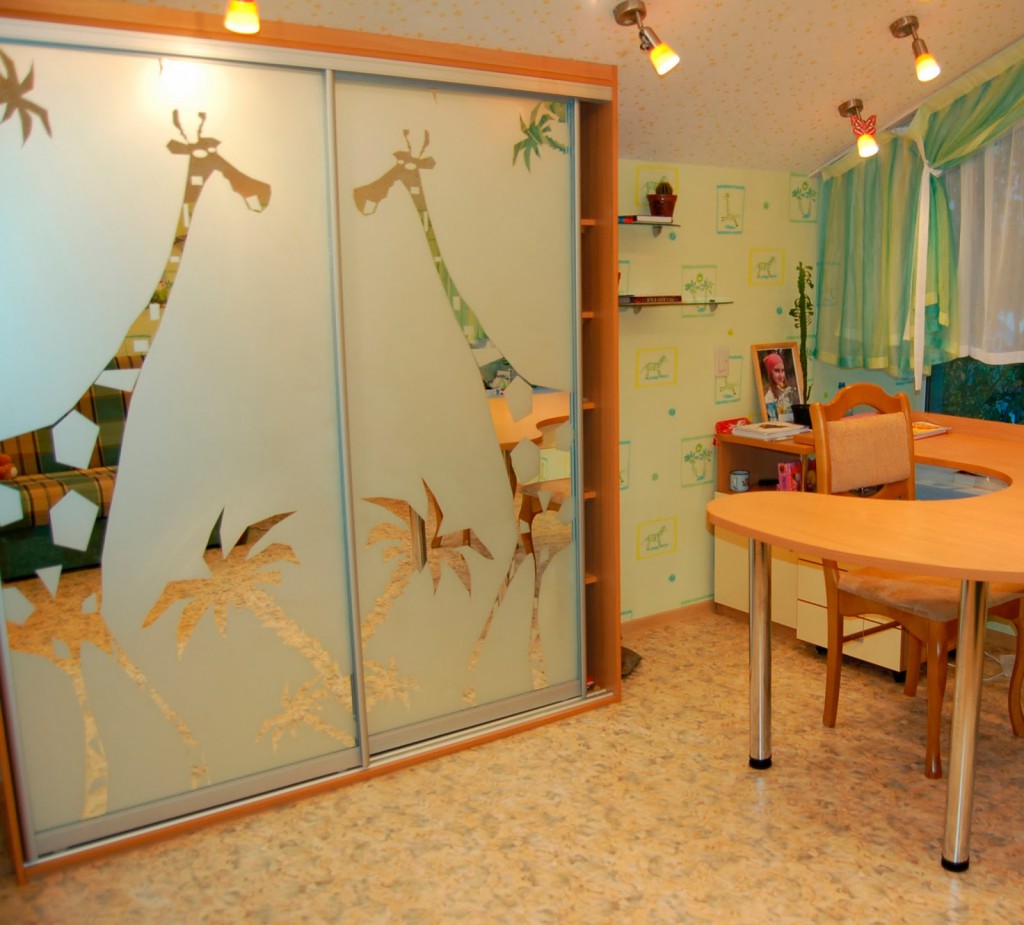 Детский шкаф - 2