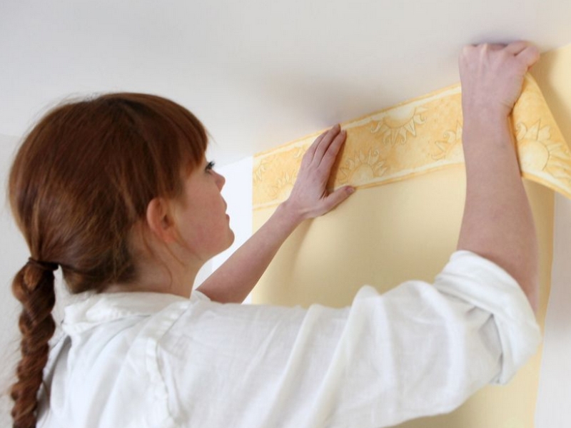 Как клеятся обои из флизелина