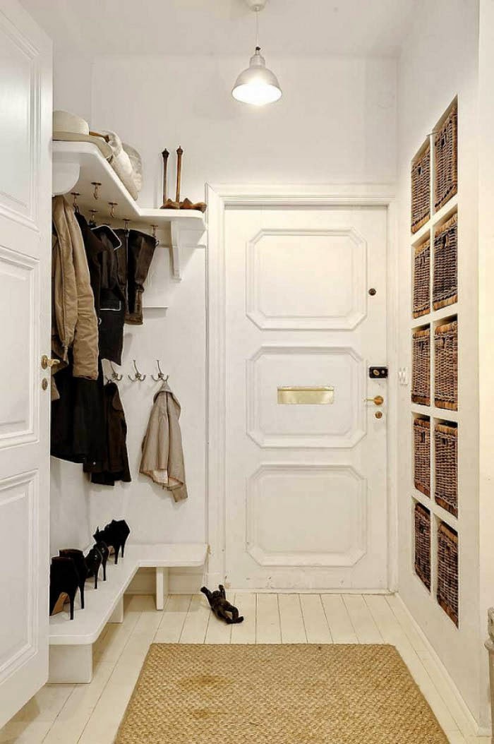 Красивый современный коридор не больших размеров