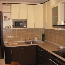 Угловые кухни (100 фото)