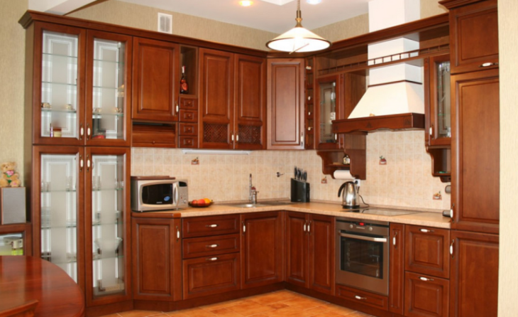 итальянские кухни из массива дерева