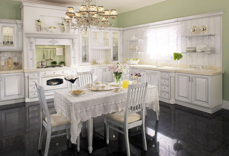 итальянские кухни из массива дерева