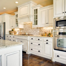 Дизайн кухни из массива — 35 фото идей интерьера