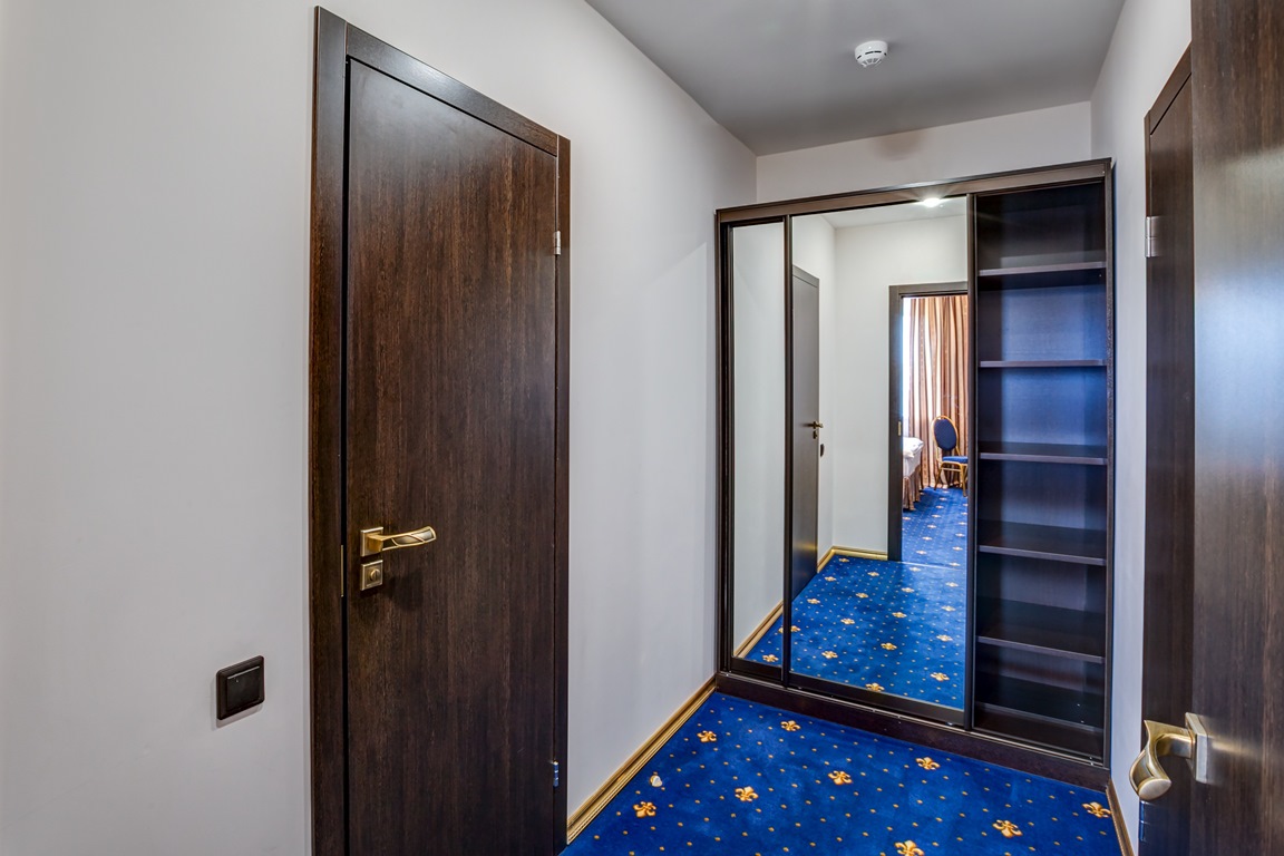 маленький коридор